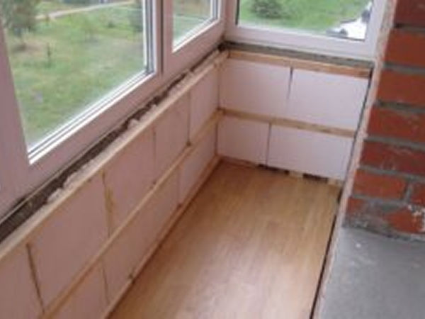 Отделка и утепление балконов